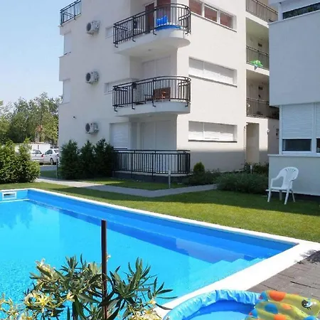 Apartment Siofok 18 *